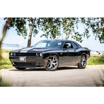 30 perces DODGE Challenger élményvezetés utalvány