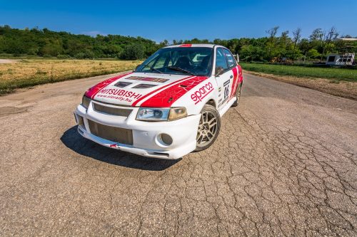 3 körös Mitsubishi Lancer EVO rally autó élményvezetés