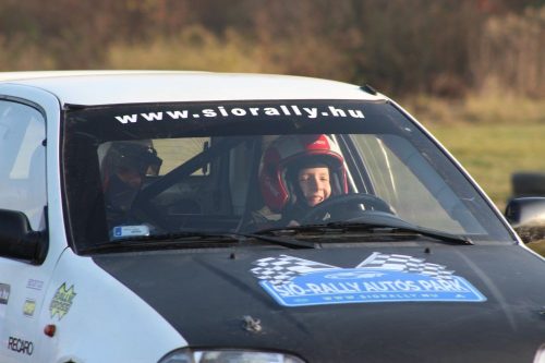 10 perces rally autó élményvezetés utalvány GYEREKEKNEK